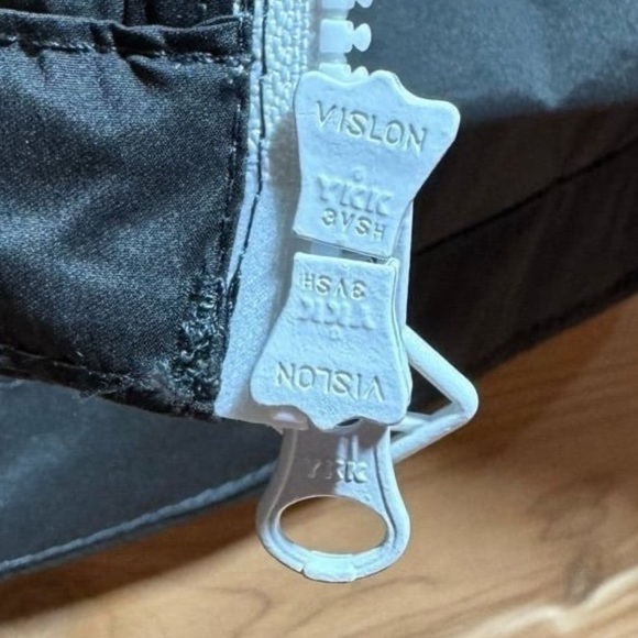 NEW Men’s J. LINDEBERG Stockholm Packable Ash Grey Golf Shell Vest Shell NWT - Picture 15 of 16